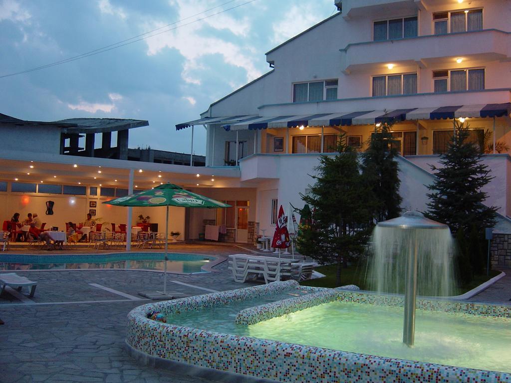 Markita Hotel Velingrad Ngoại thất bức ảnh